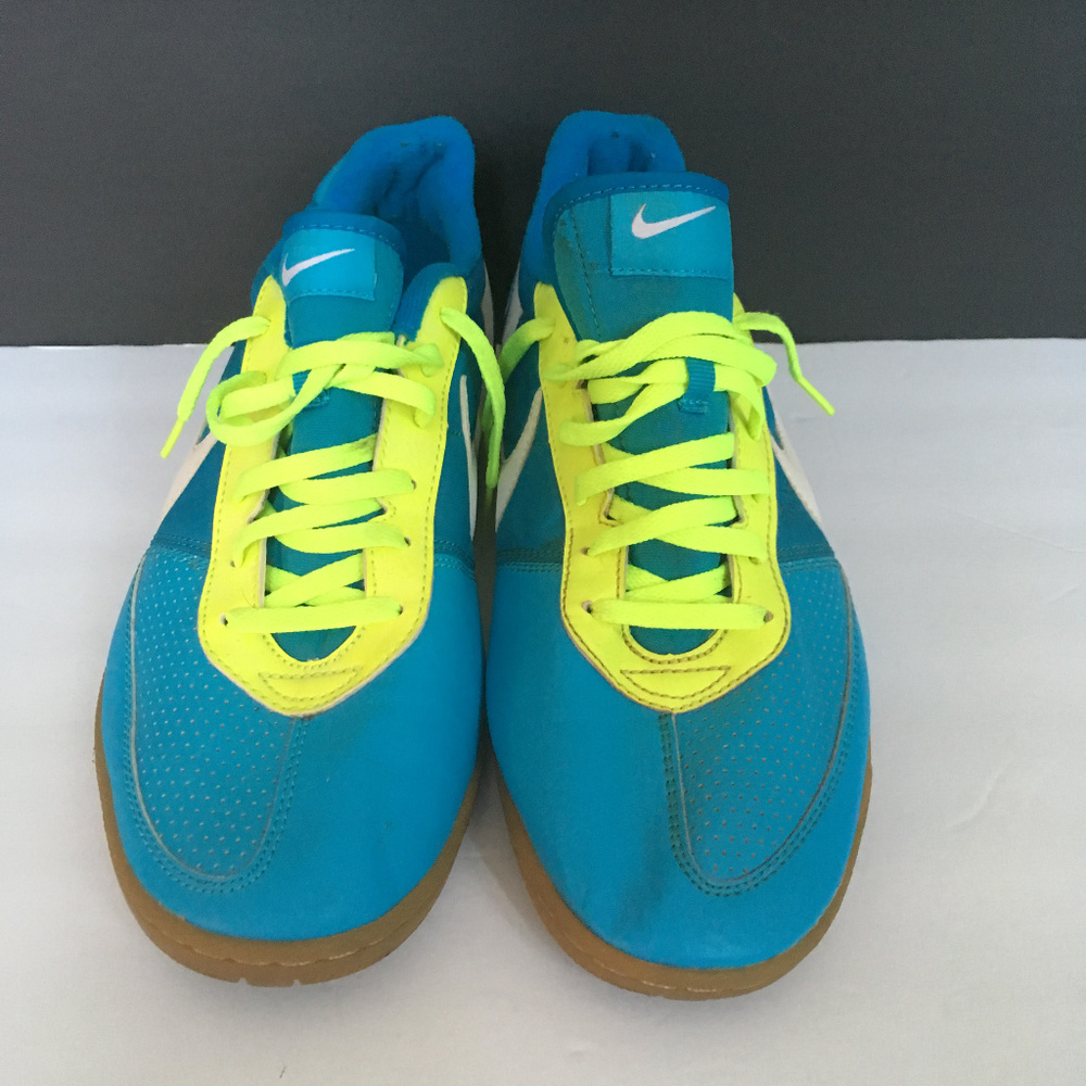 Nike Davinho Mens Indoor Soccer Shoes